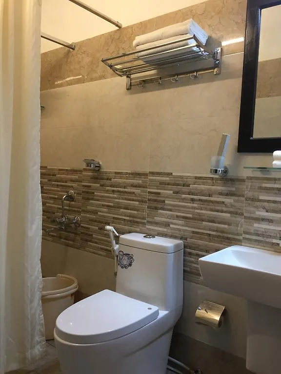 Rajivs Residence - Fully Furnished Apartments Kochi